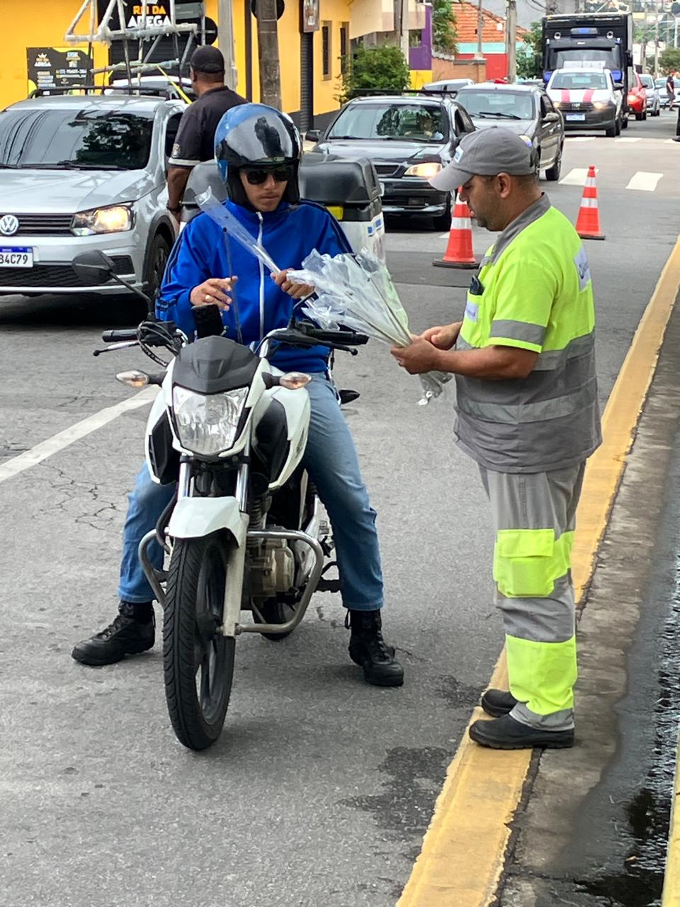 Educação no trânsito chega a Salto com ação especial para motociclistas