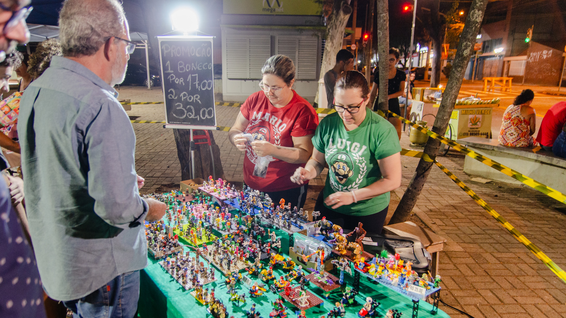 Feira Noturna acontece sábado na Praça XV