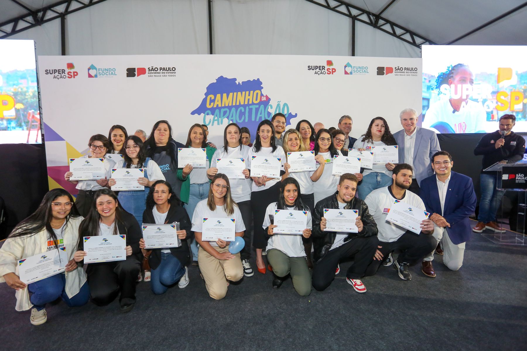 Programa Caminho da Capacitação forma alunos de Salto
