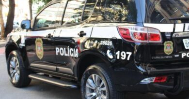Jovem é preso com 500 porções de drogas no Jardim Nações