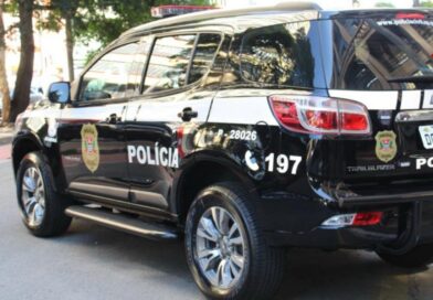 Jovem é preso com 500 porções de drogas no Jardim Nações