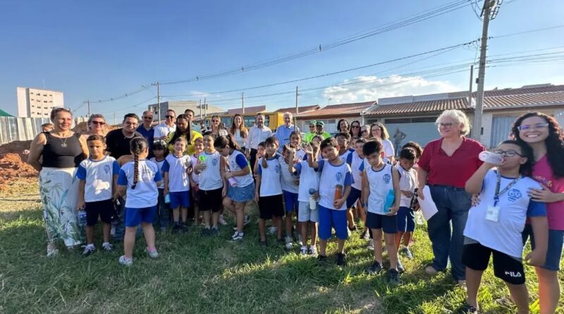 Salto lança pedra fundamental de nova creche no Jardim Constelações