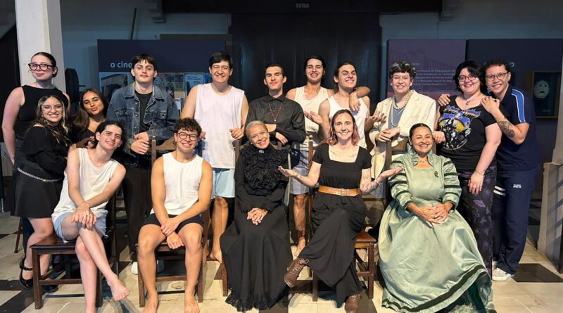 Mulheres de Salto: Carolina Padreca, a paixão pelo teatro