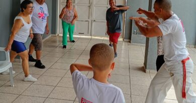 Pacientes da ABRAPEC em Salto usam capoeira como terapia complementar