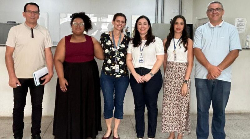 Frente Parlamentar realiza visita técnica ao Ambulatório de Especialidades Médicas Municipal