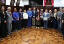 Luciano Ribeiro é homenageado com Diploma e Medalha “Madre Maria Teodora Voiron”