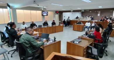 Mais de 200 veículos abandonados foram recolhidos das ruas, diz Secretário