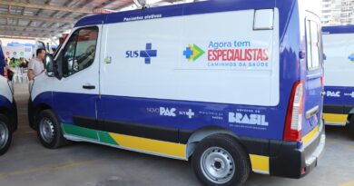 Governo Federal entrega nova ambulância para Salto