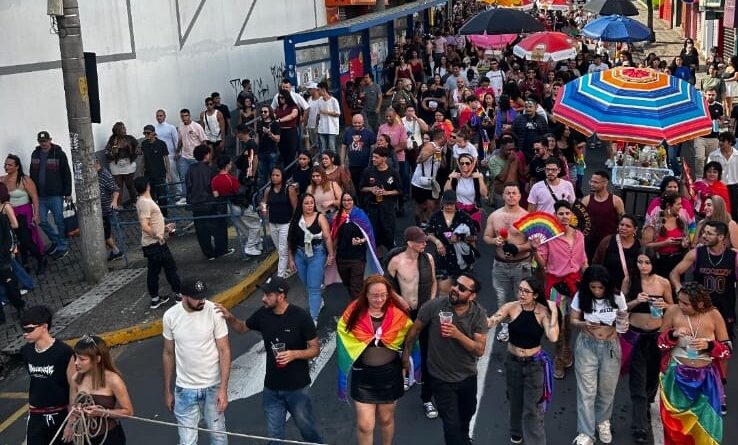 Salto recebeu a 15ª Parada do Orgulho LGBT+ com desfile e atrações culturais